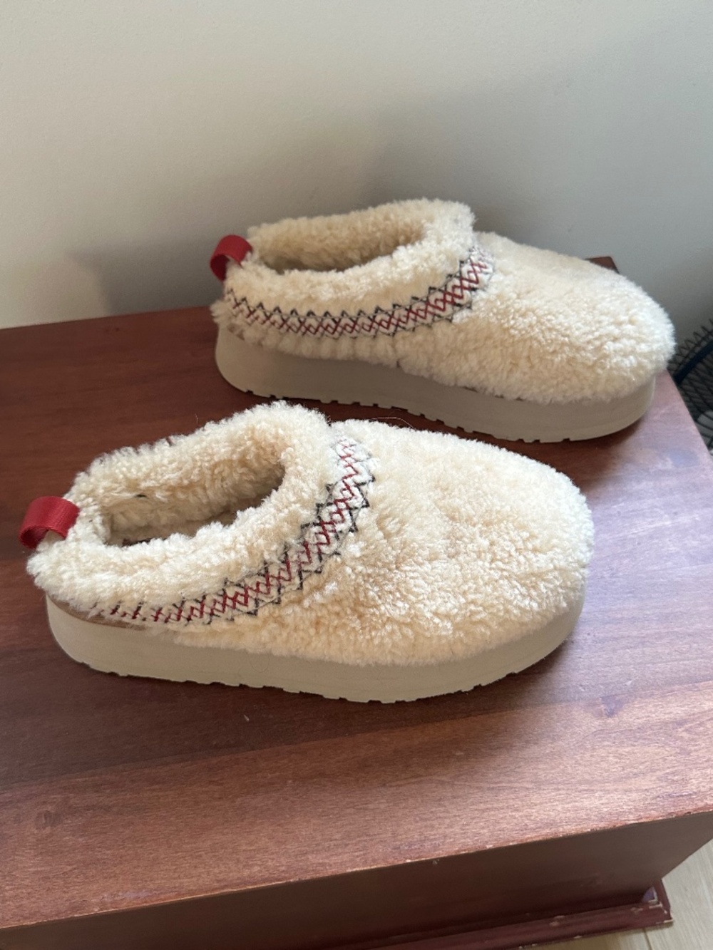 New Ugg Tazz Ugg Braid "Heritage Braid Natural" slippers - Sz 39